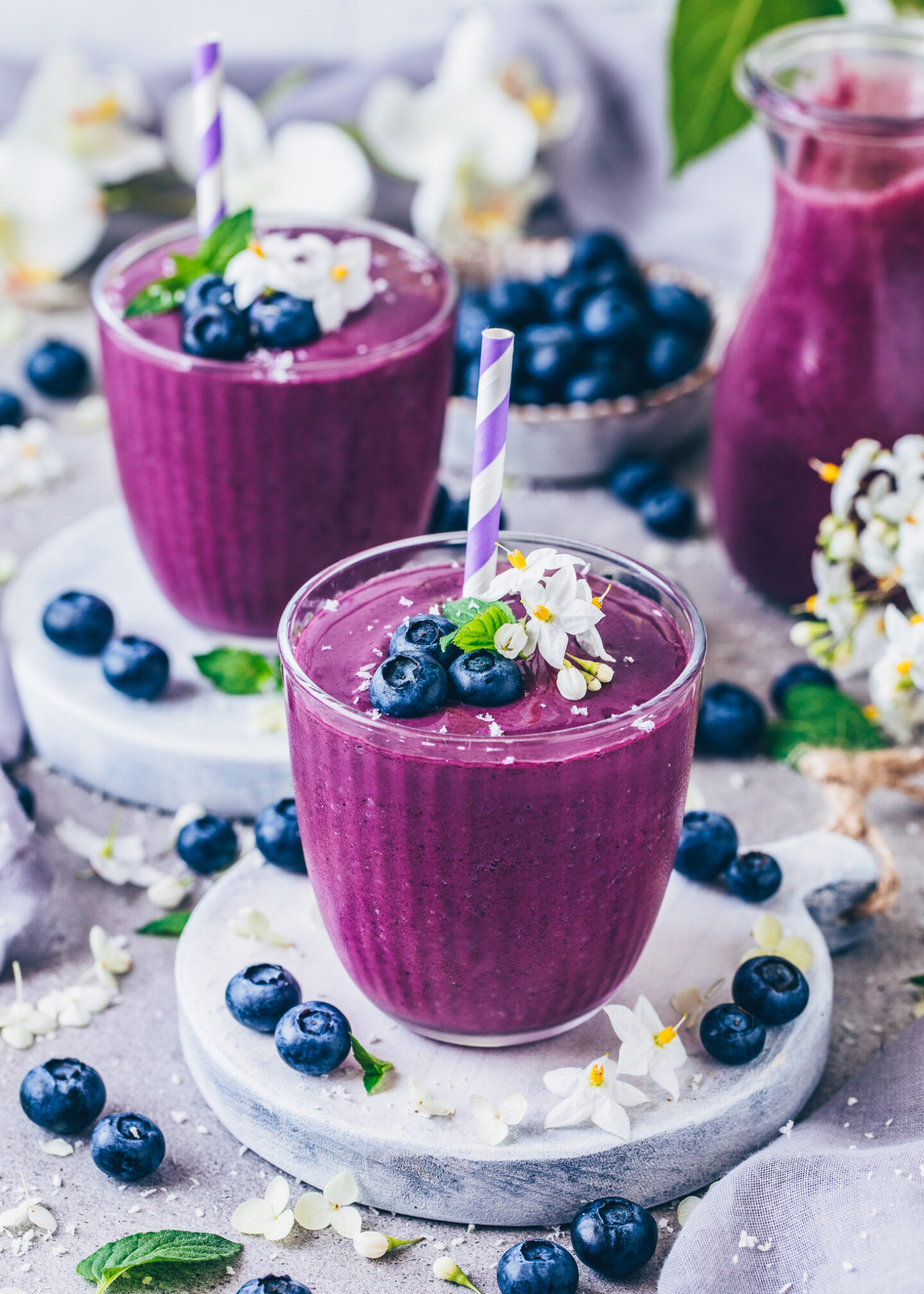 Bee Pollen, Blueberry Coconut Milk Smoothie Recipe